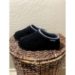 Bearpaw Black Women’s Tasman Style Mule Slippers Size 11 NWT